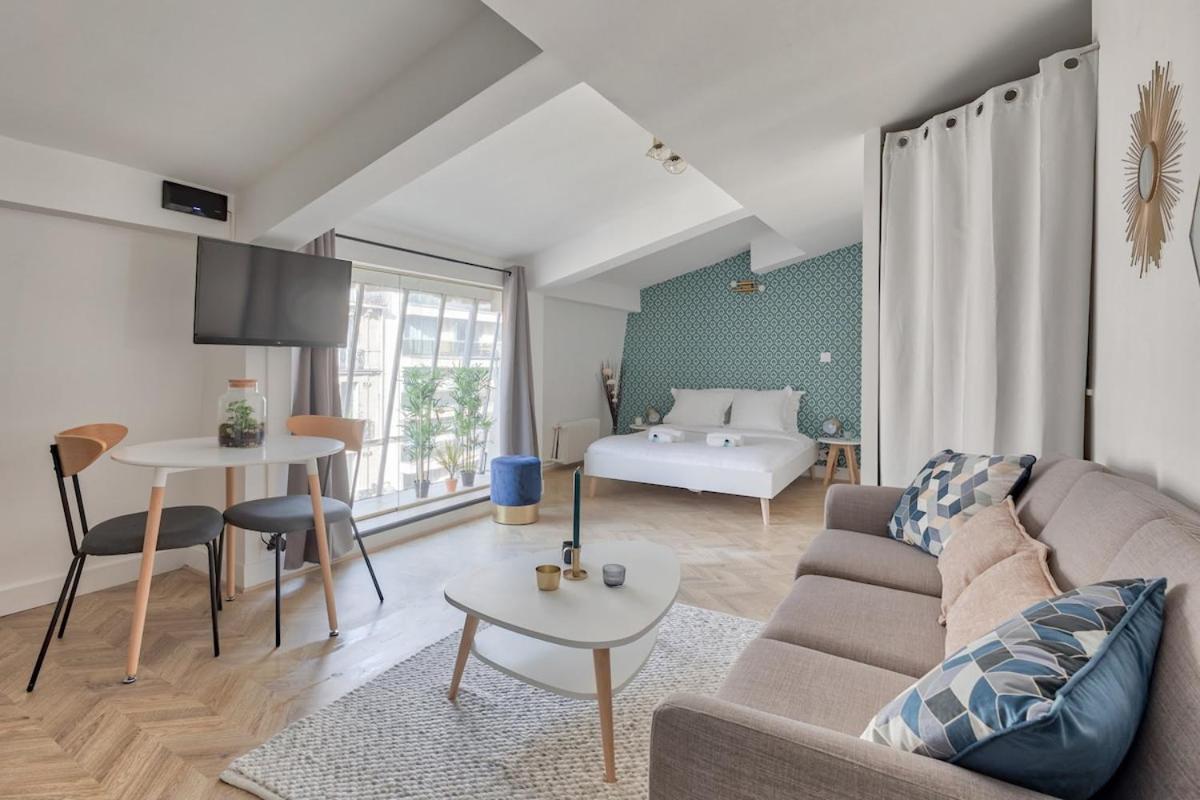 Appartement Renove Proche Arc Triomphe - 2P Paris Exterior foto