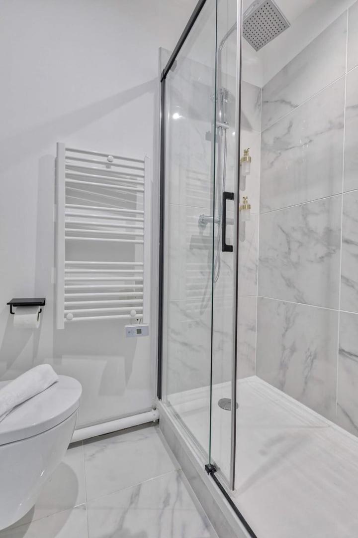 Appartement Renove Proche Arc Triomphe - 2P Paris Exterior foto